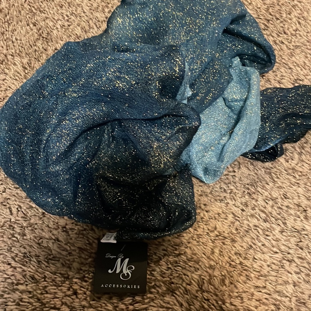 Scarf Bundle - Picture 9 of 11